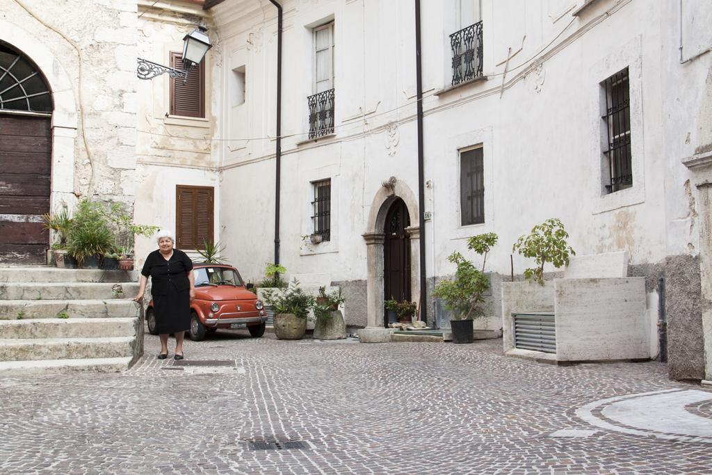 Вилла Palazzo Tronconi Arce Экстерьер фото