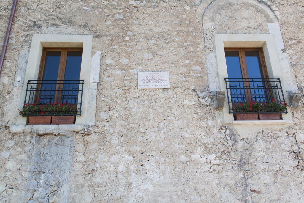 Вилла Palazzo Tronconi Arce Экстерьер фото